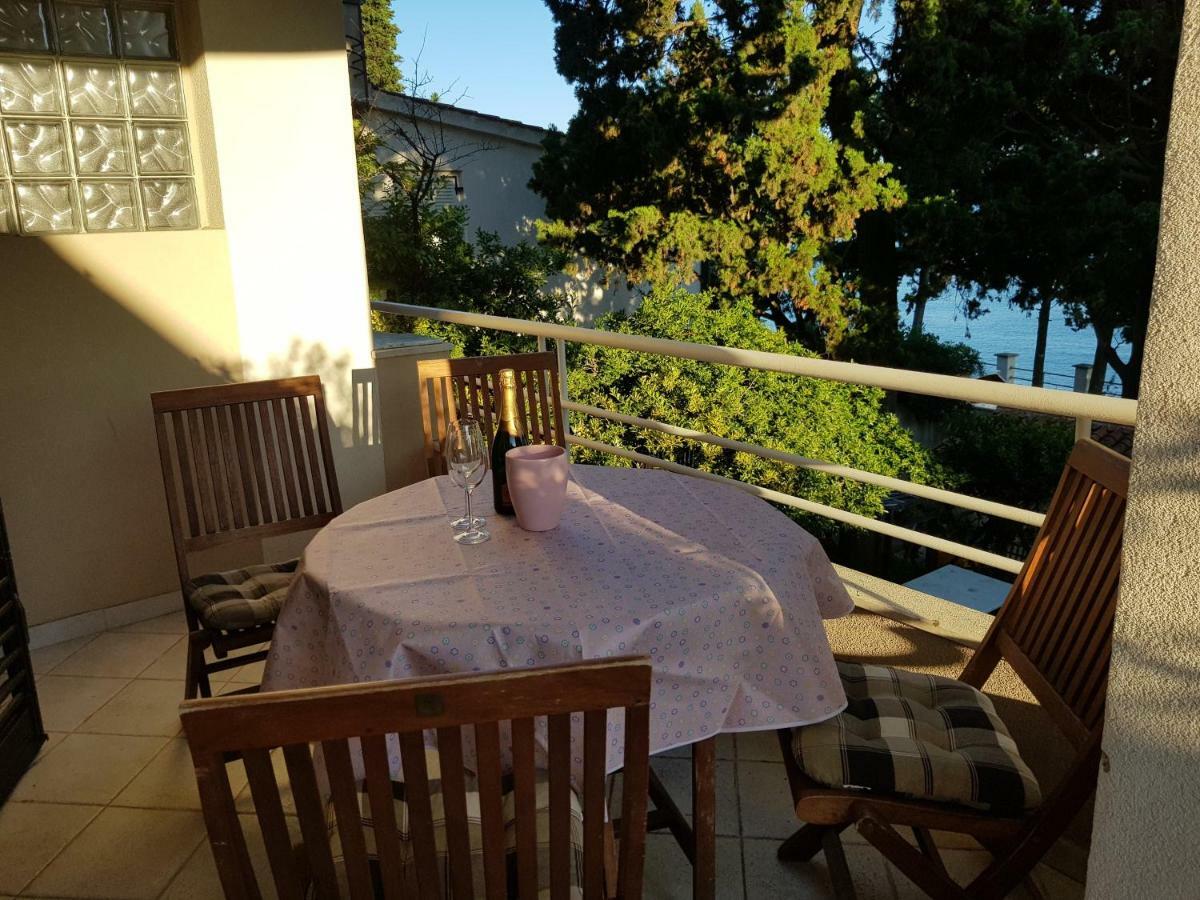 Mare Azzurro Apartments Pula Zewnętrze zdjęcie