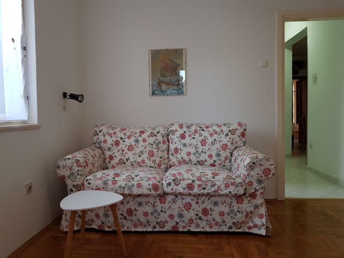 Mare Azzurro Apartments Pula Zewnętrze zdjęcie